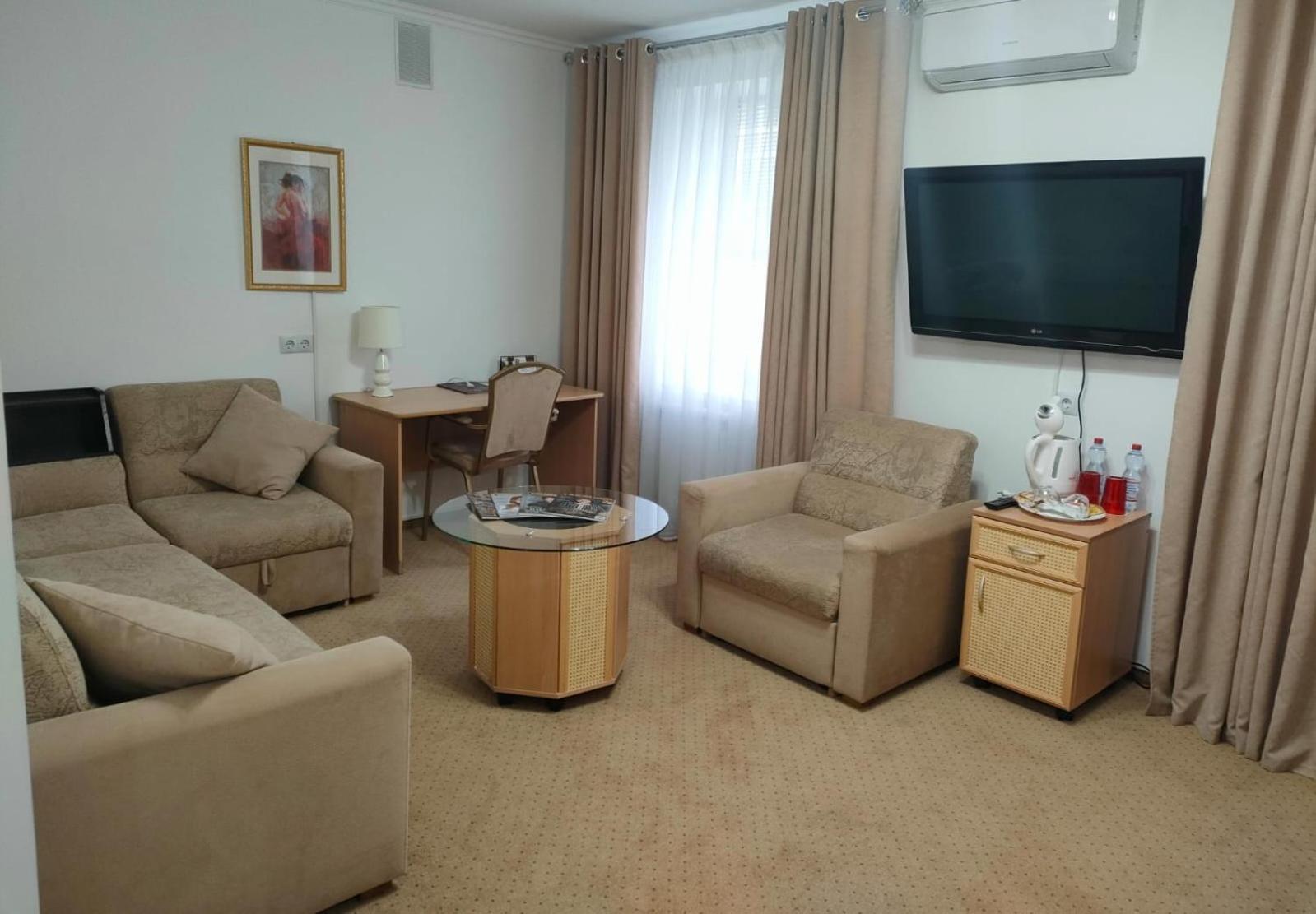 Kurmet Hotel 우랄스크 외부 사진