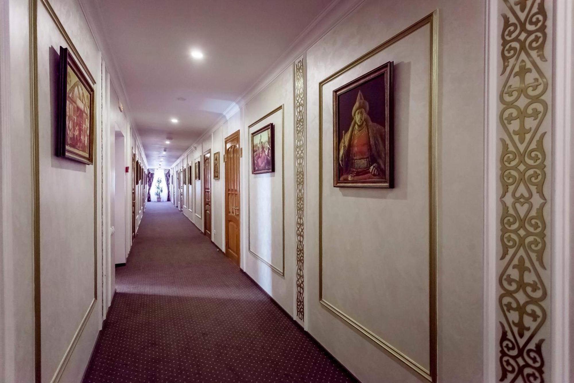 Kurmet Hotel 우랄스크 외부 사진