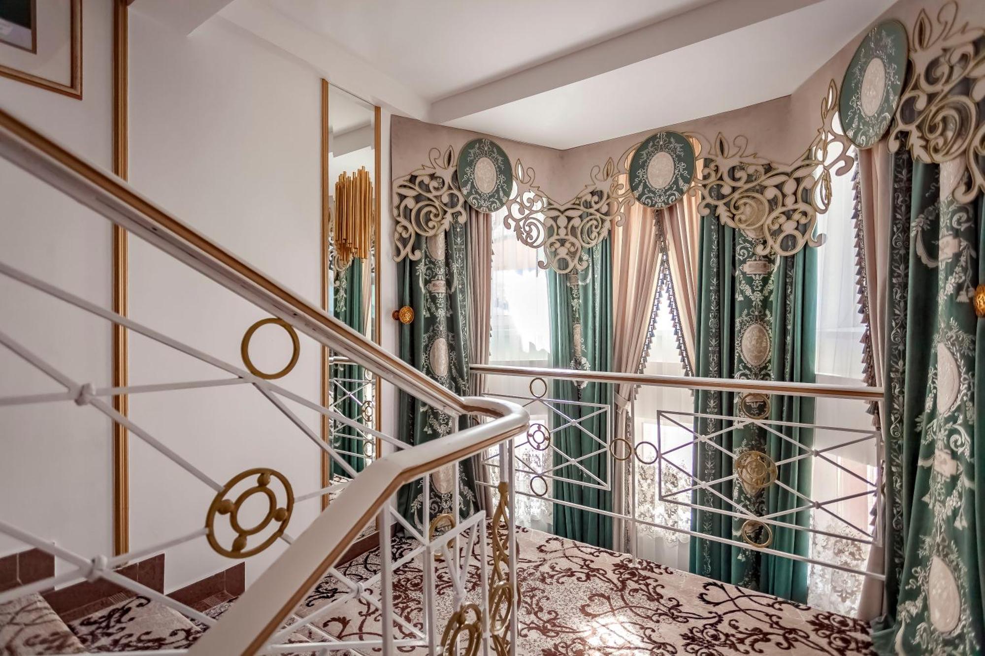 Kurmet Hotel 우랄스크 외부 사진