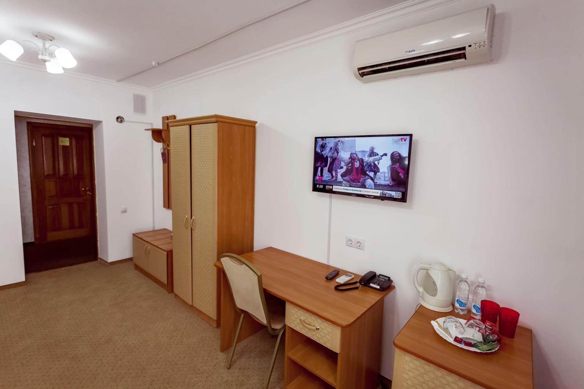 Kurmet Hotel 우랄스크 외부 사진